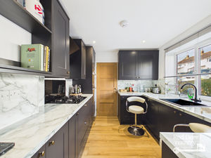 Kitchen- click for photo gallery